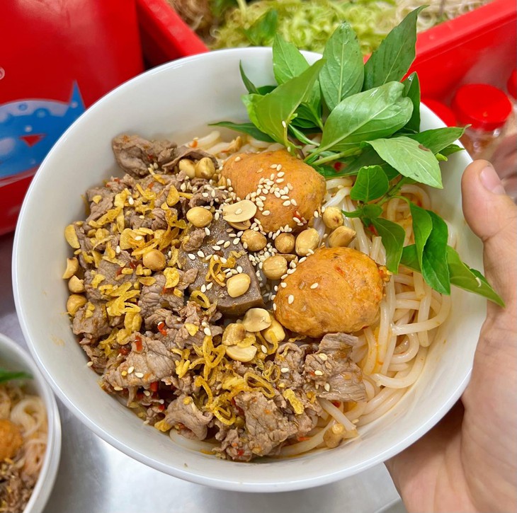 bún bò - Ảnh 3.