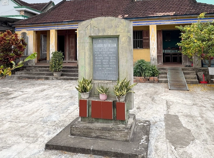 Bùi Thị Xuân - Ảnh 2.