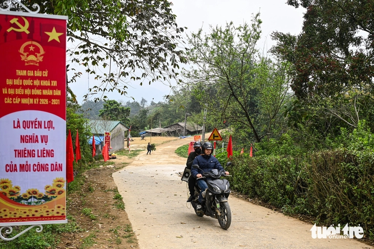 Niềm tin gửi trọn từ 'nơi con sông Hồng chảy vào đất Việt' - Ảnh 6.