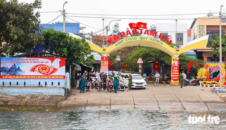 Đà Nẵng: Từ xã đảo đến vùng miền núi rộn ràng trước thềm 'ngày hội toàn dân' - Ảnh 2.