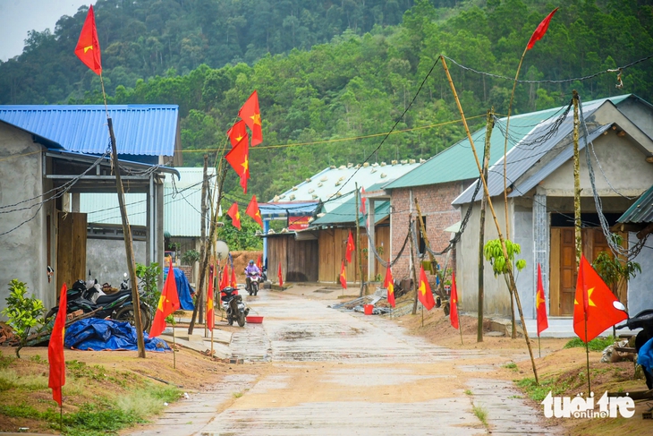 Đà Nẵng: Từ xã đảo đến vùng miền núi rộn ràng trước thềm 'ngày hội toàn dân' - Ảnh 7.