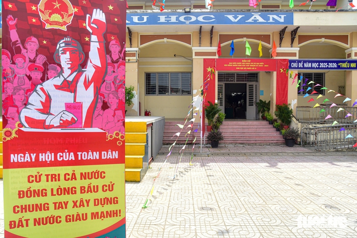 Cần Giờ rợp bóng cờ chào mừng 'ngày hội non sông' - Ảnh 2. Cần Giờ sẵn sàng hòa nhịp 'Ngày hội toàn dân' - Ảnh 2.
