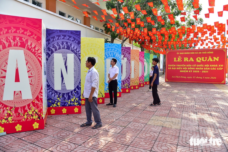 Cần Giờ rợp bóng cờ chào mừng 'ngày hội non sông' - Ảnh 6. Cần Giờ sẵn sàng hòa nhịp 'Ngày hội toàn dân' - Ảnh 7.