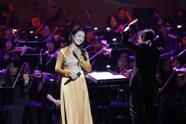 Concert Mùa chim én bay của Vũ Thắng Lợi ca ngợi những ‘trái tim Việt Nam’ - Ảnh 4.