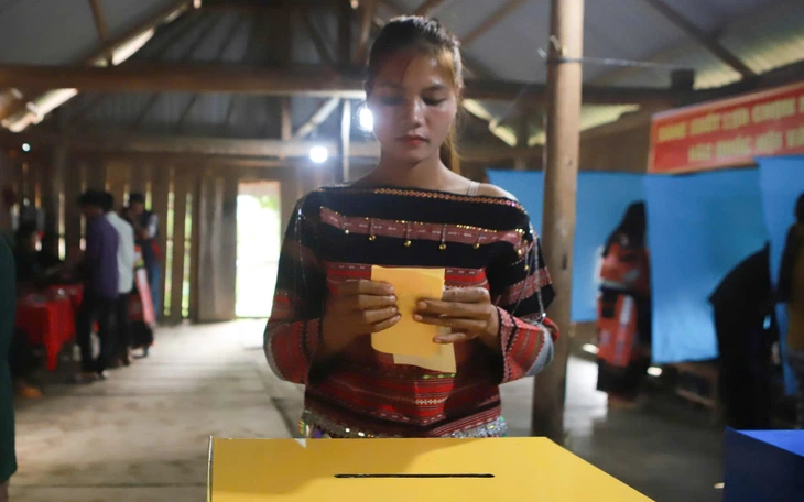 Gần 8.000 cử tri ở đặc khu Côn Đảo sẵn sàng cho ngày hội bầu cử - Ảnh 12.