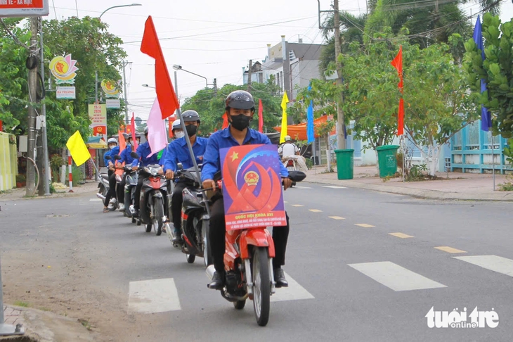 Lan tỏa thông tin bầu cử bằng công nghệ AI, bản đồ số, mã QR - Ảnh 2.