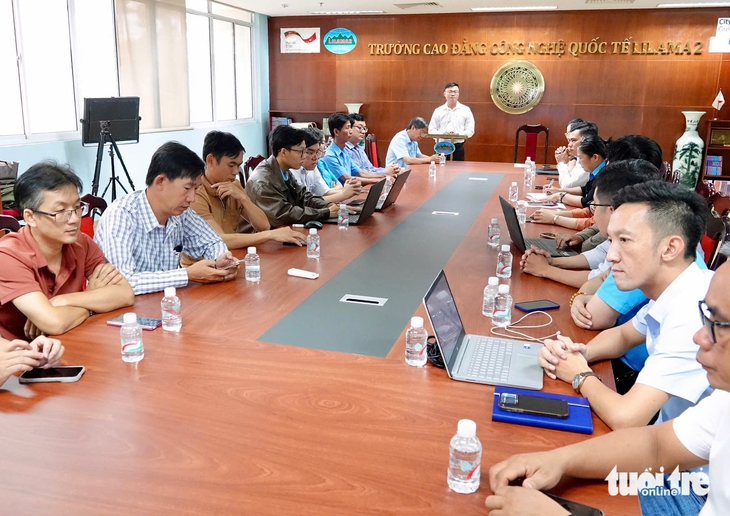 Báo Tuổi Trẻ tập huấn truyền thông nâng cao cho Trường cao đẳng Công nghệ quốc tế Lilama 2 - Ảnh 2.