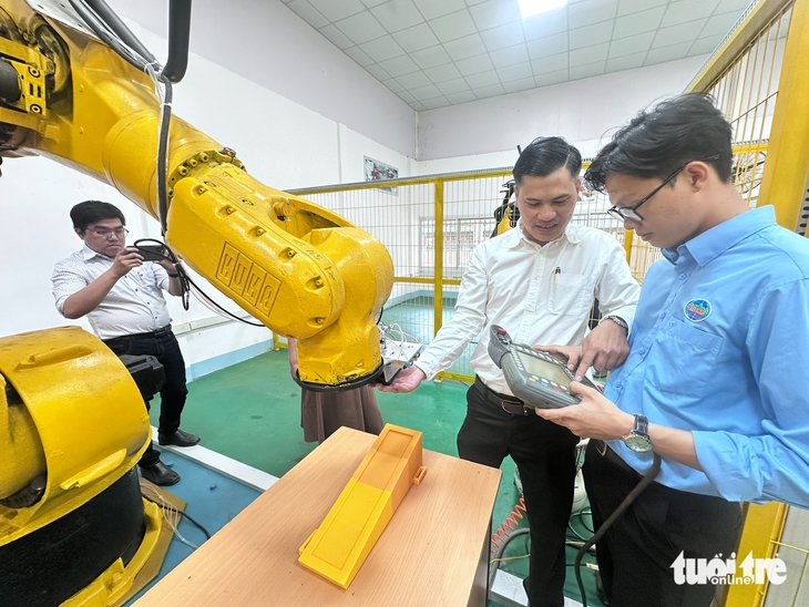 Báo Tuổi Trẻ tập huấn truyền thông nâng cao cho Trường cao đẳng Công nghệ quốc tế Lilama 2 - Ảnh 6.