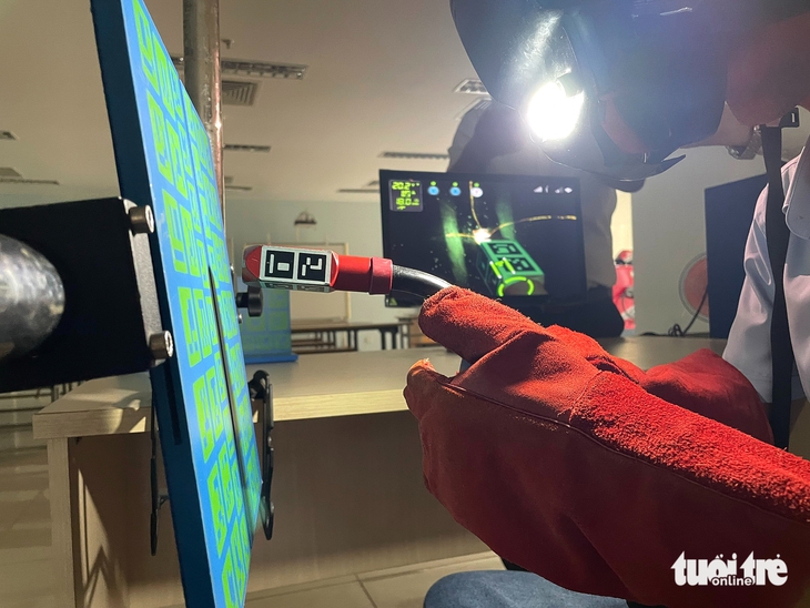 Báo Tuổi Trẻ tập huấn truyền thông nâng cao cho Trường cao đẳng Công nghệ quốc tế Lilama 2 - Ảnh 7.