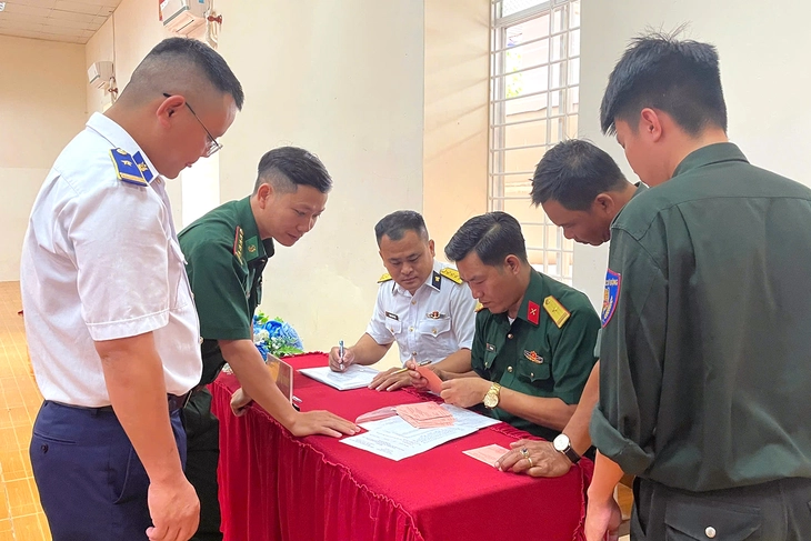 bầu cử - Ảnh 7.