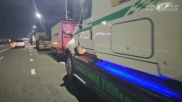 cao tốc - Ảnh 5.