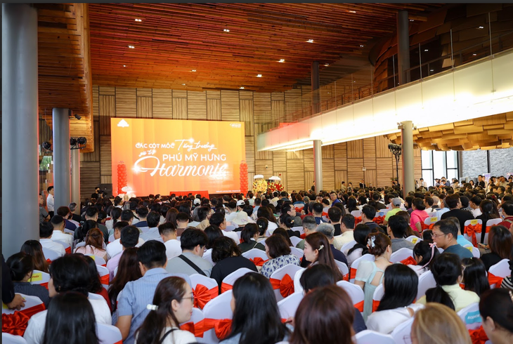 Phú Mỹ Hưng Harmonie gần như 'cháy hàng' chỉ trong một buổi sáng - Ảnh 2.