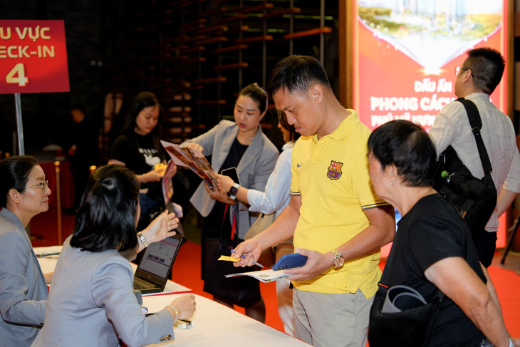 Phú Mỹ Hưng Harmonie gần như 'cháy hàng' chỉ trong một buổi sáng - Ảnh 3.