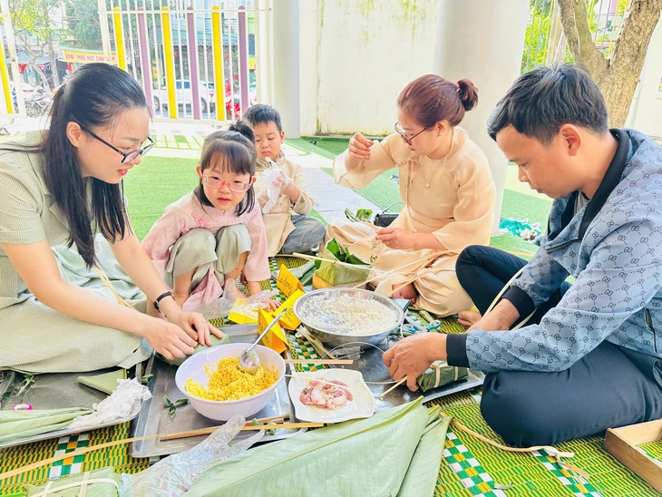 Ngày hội dân gian hay ngày hội đồ ăn nhanh? Bài đăng của phụ huynh gây bàn luận - Ảnh 4.