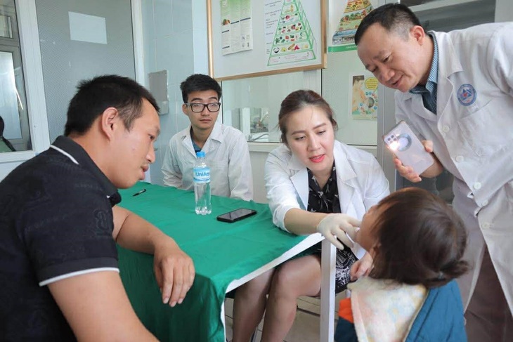 ca mổ đặc biệt - Ảnh 2.