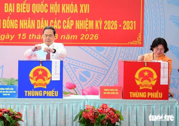 Hơn 9,6 triệu cử tri TP.HCM đi bầu cử từ phố phường đến đảo xa - Ảnh 9. bầu cử - Ảnh 9.