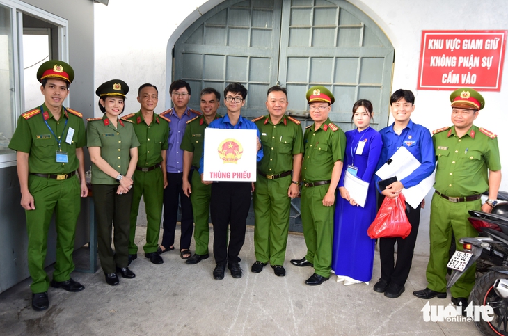 bầu cử - Ảnh 5.