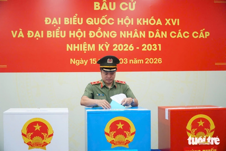 Hơn 9,6 triệu cử tri TP.HCM đi bầu cử từ phố phường đến đảo xa - Ảnh 12. bầu cử - Ảnh 12.