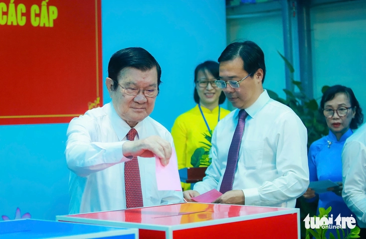 Hơn 9,6 triệu cử tri TP.HCM đi bầu cử từ phố phường đến đảo xa - Ảnh 8. bầu cử - Ảnh 8.