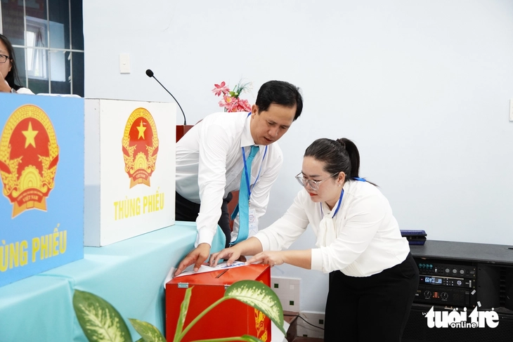 bầu cử - Ảnh 4.