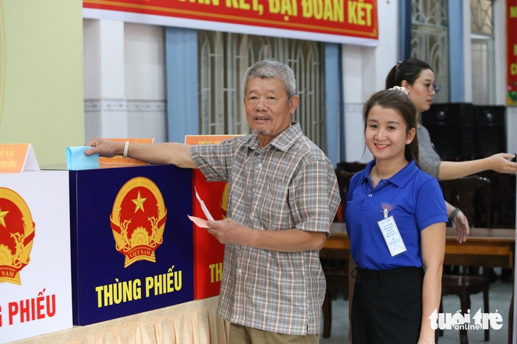 bầu cử - Ảnh 2.