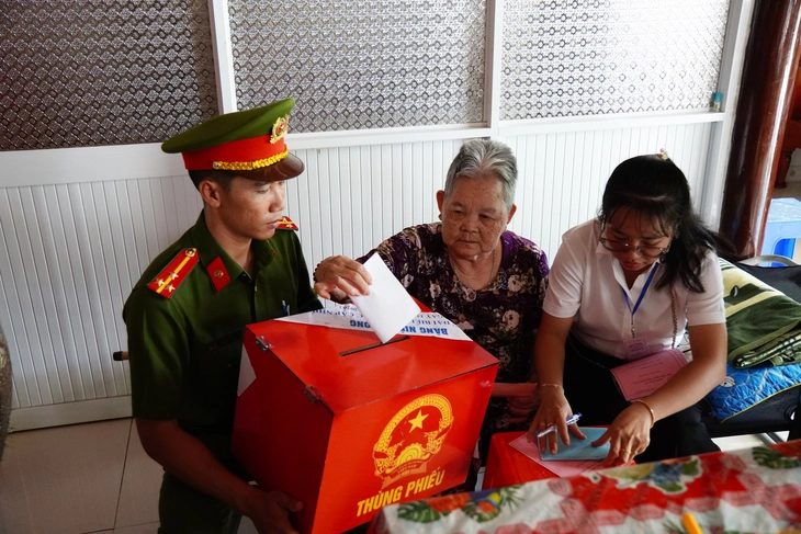 bầu cử - Ảnh 2.