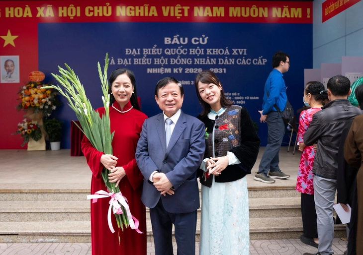 Chiều Xuân - Ảnh 1.