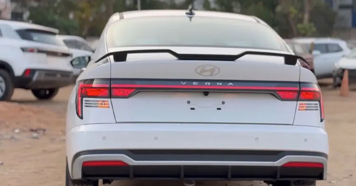 Hyundai Accent - Ảnh 6.