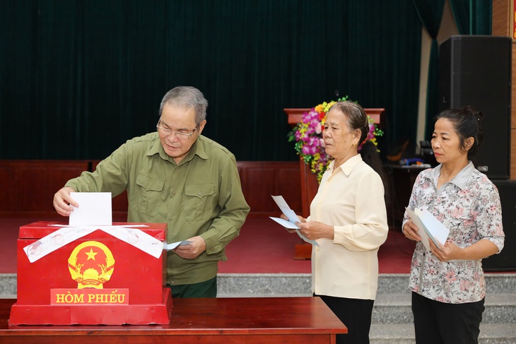 lá phiếu - Ảnh 1.