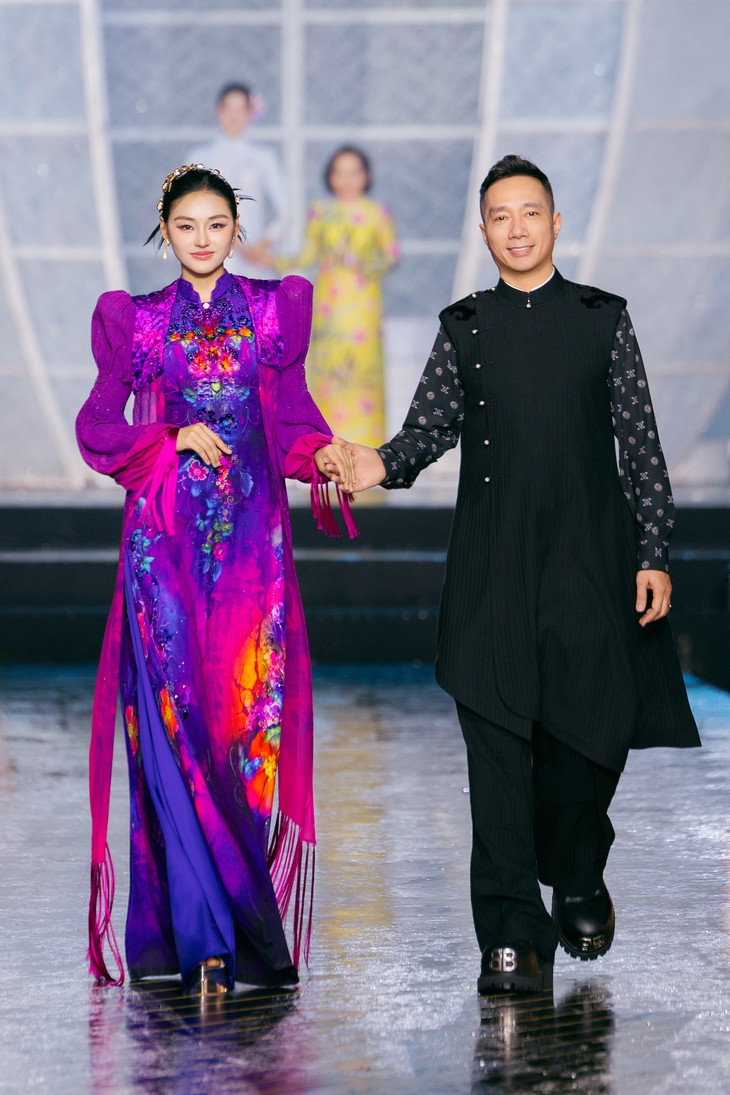 Áo dài trở thành ‘ngôn ngữ' kể chuyện di sản Việt - Ảnh 4. Áo dài - Ảnh 4.