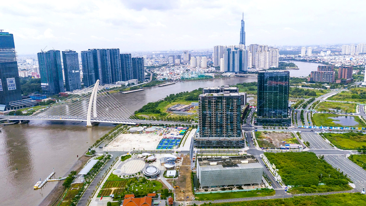 trung tâm tài chính - Ảnh 1.