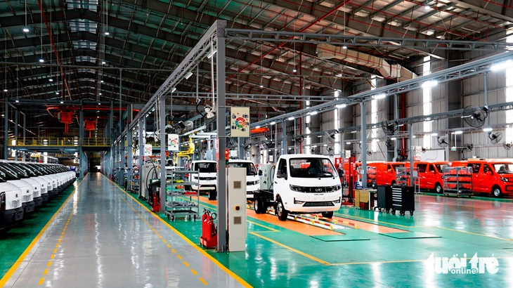 NHÀ MÁY - Ảnh 2.