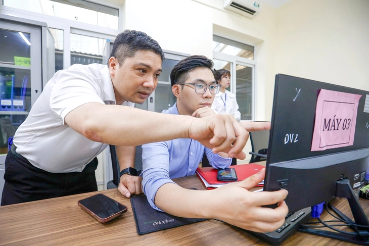 công chức - Ảnh 2.