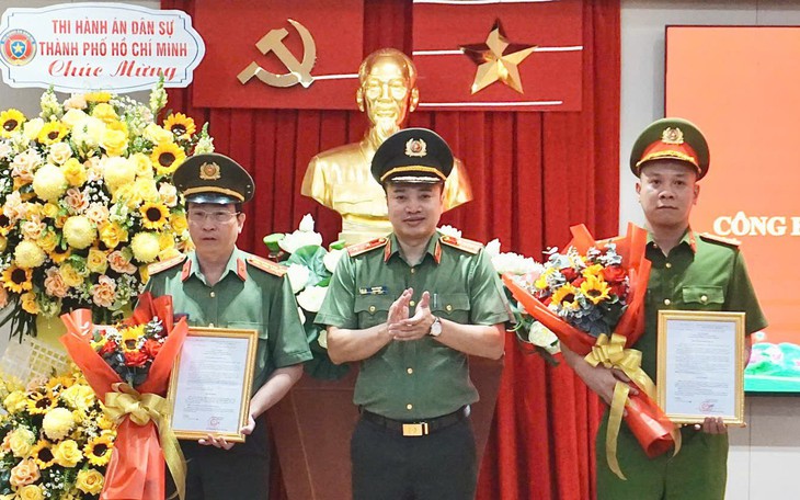 Bộ Công an bổ nhiệm chức danh tư pháp cho hai Phó Giám đốc Công an TP.HCM - Ảnh 4.