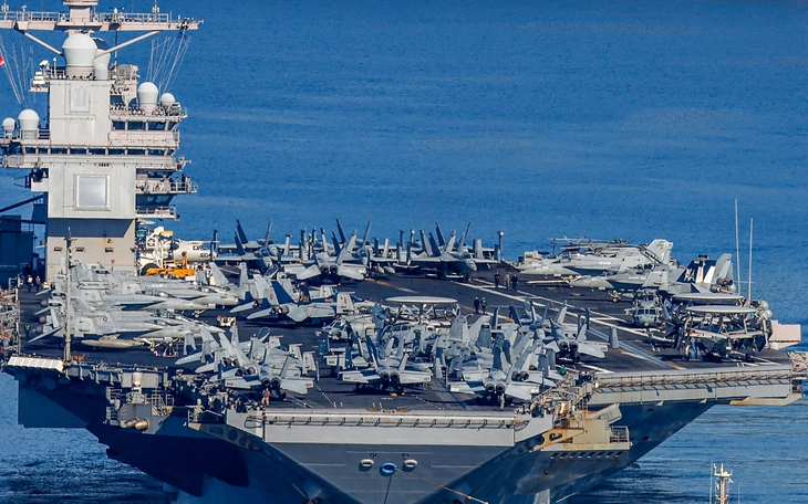 Hỏa hoạn bùng phát trên siêu hạm 8 tỉ USD USS Zumwalt của Mỹ - Ảnh 3.