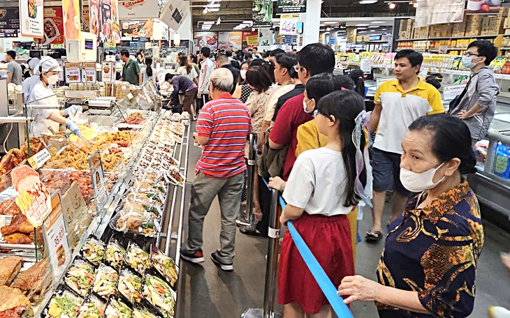 Quỹ bình ổn chi khoảng 3.000 tỉ đồng trong 10 ngày, vì sao giá xăng dầu vẫn tăng mạnh? - Ảnh 2.