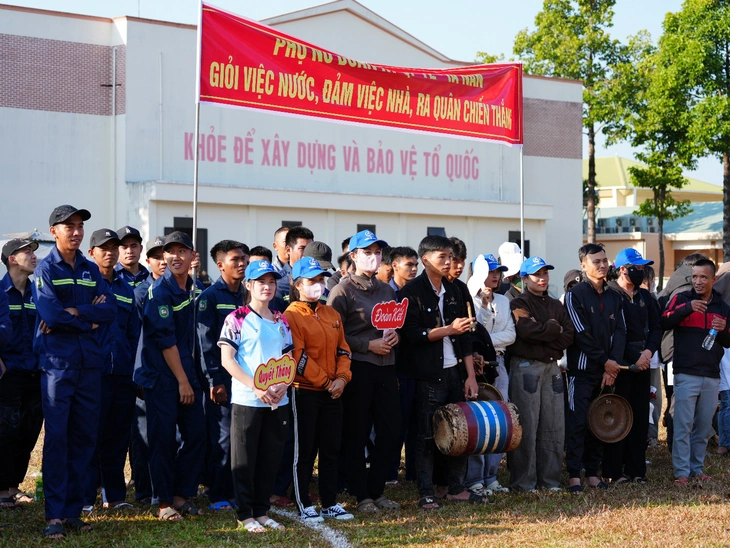 Những bóng hồng rực rỡ tại Giải bóng đá nữ các dân tộc thiểu số - Ảnh 6.