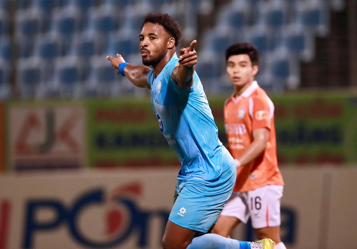 Xuân Son 'nổ súng' trước ngày tuyển Việt Nam gặp Bangladesh - Ảnh 2.