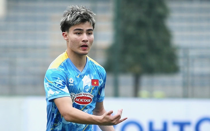 Trung vệ U23 Việt Nam Đinh Quang Kiệt: Sẵn sàng đá tiền đạo để dự Asiad 2026 - Ảnh 3.