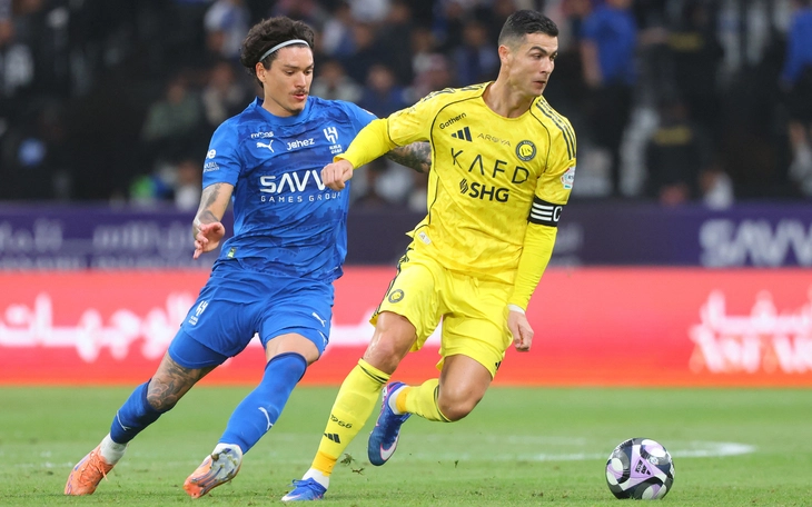 Dùng 3 cầu thủ ăn chay tháng Ramadan, Liverpool thua sốc đội bét bảng  - Ảnh 2.