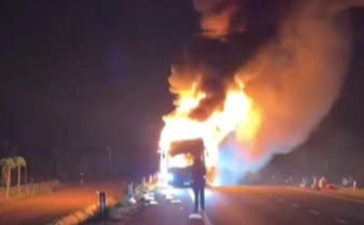 XE KHÁCH - Ảnh 1.