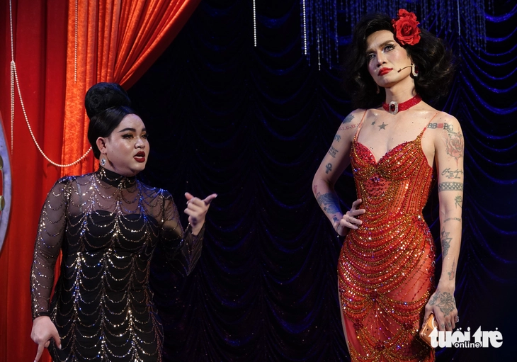 Lý giải sức hút vở kịch Đảo hoa hậu, chỉ mở bán 10 phút đã hết sạch 2000 vé - Ảnh 4. Đảo hoa hậu - Ảnh 4.