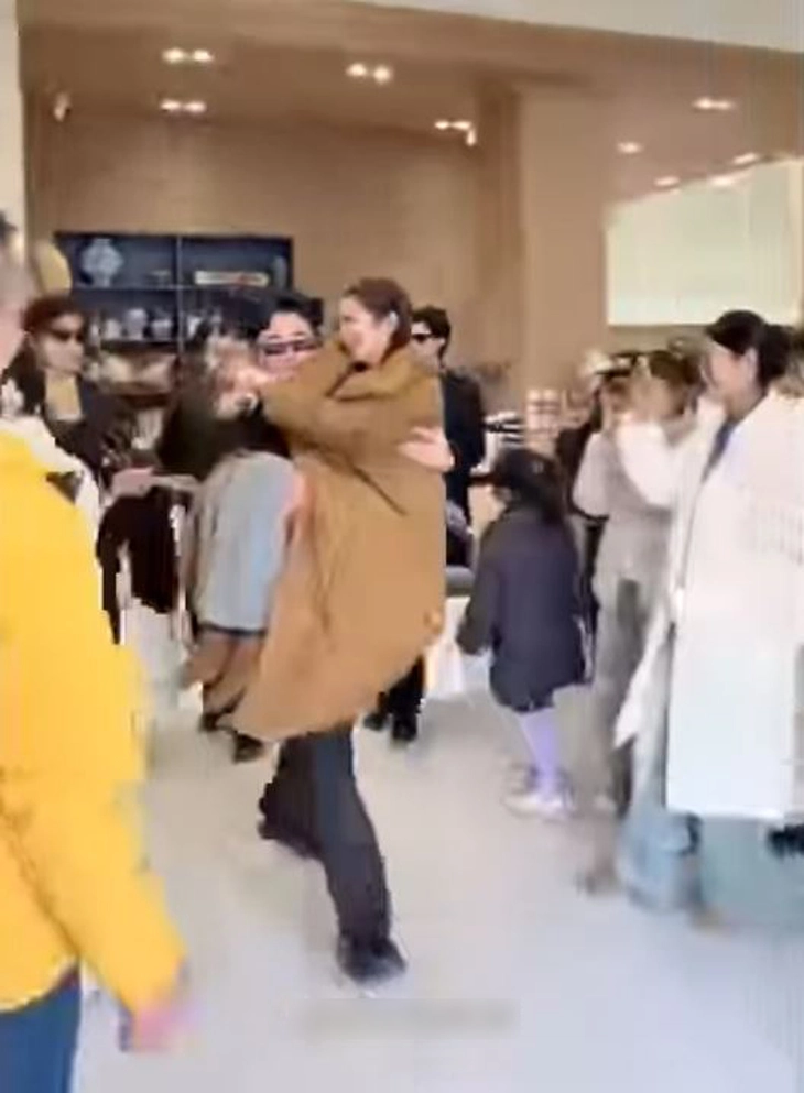 mẫu nam - Ảnh 3.