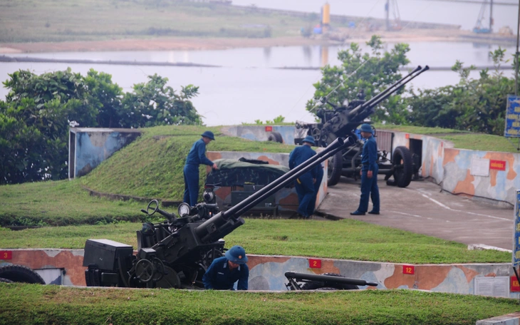 Đại tướng Phan Văn Giang chỉ đạo về kế hoạch tác chiến ‘vòm phòng không bền vững’ - Ảnh 3.