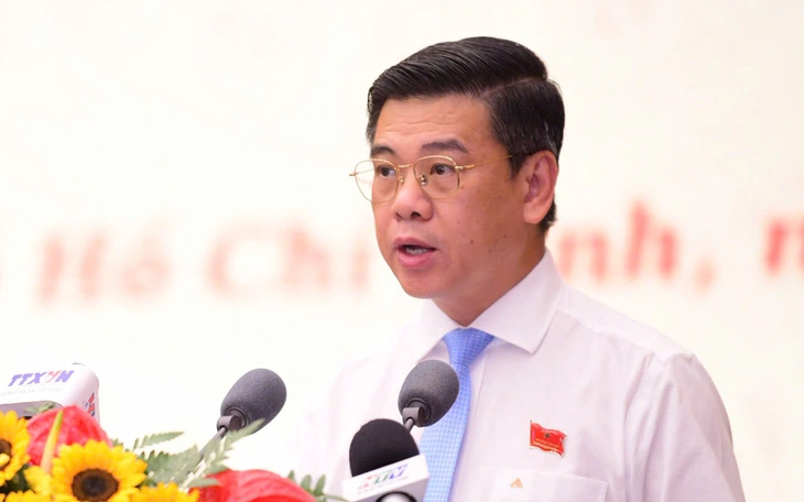 Miễn nhiệm Phó chủ tịch UBND TP.HCM Bùi Xuân Cường, chuyển công tác - Ảnh 2.