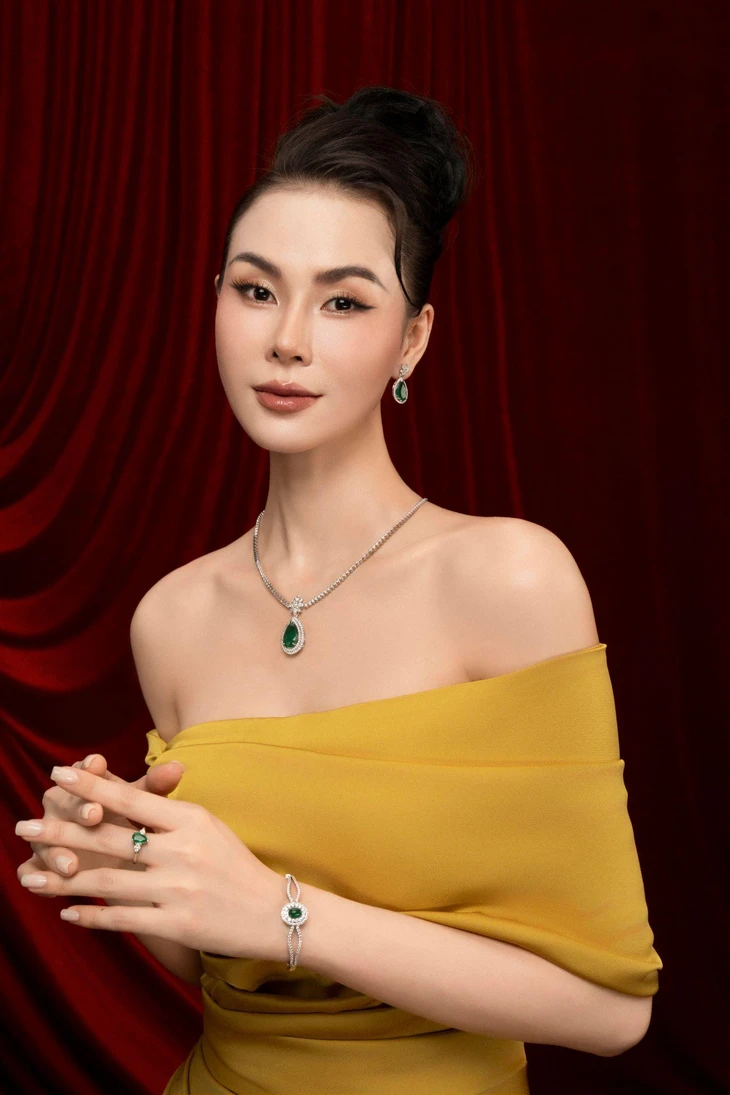 Trang sức - Ảnh 1.