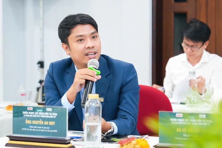 Chứng khoán vẫn sáng cửa, nhưng nhà đầu tư cần 'chia trứng làm nhiều giỏ' - Ảnh 3.