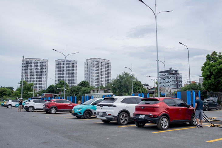 trạm sạc - Ảnh 2.