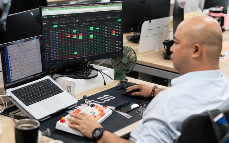 Chuyên gia tiết lộ bí quyết giữ tiền khi thị trường chứng khoán biến động mạnh - Ảnh 4.