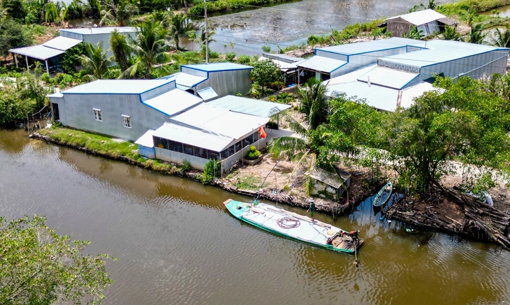 Đường ống kéo ngang nhà nhiều tháng nhưng dân vẫn 'khát nước' - Ảnh 3.